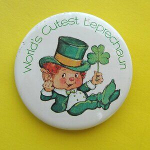 St Patrick pinback Leprechaun by Carlton Cards